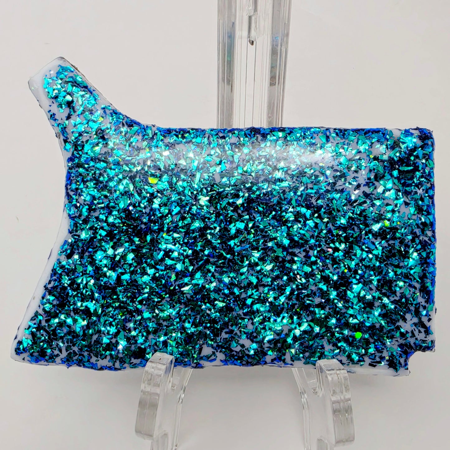 Handmade Ocean Resin Rolling Tray – Sea Turtle Coral Reef | Teal Blue Glitter Gold Sand | Hand Sized Unique Shape | Savage Studio Creations